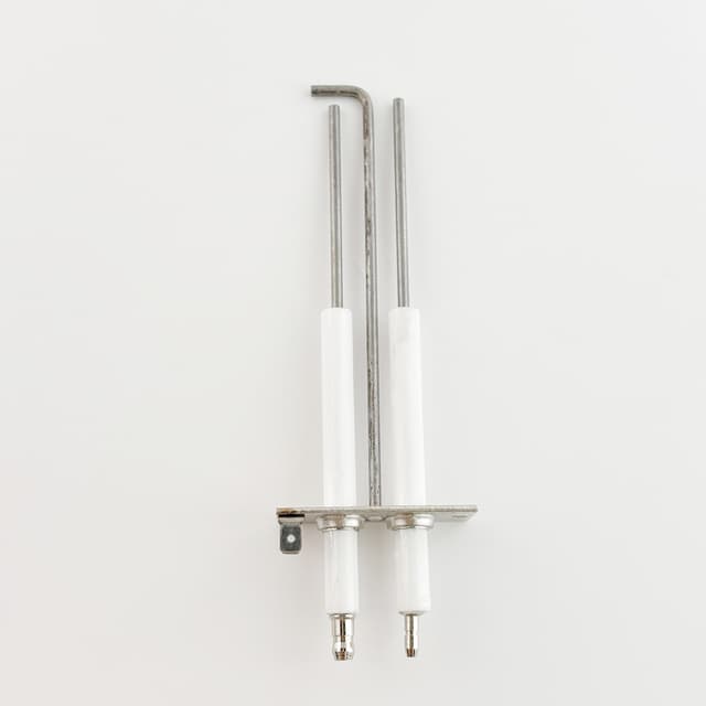 Factory Supply FERROLI 39830280 Essential 95% Alumina Insulating Ceramic Ignition Electrode Gas Igniter Three Pins